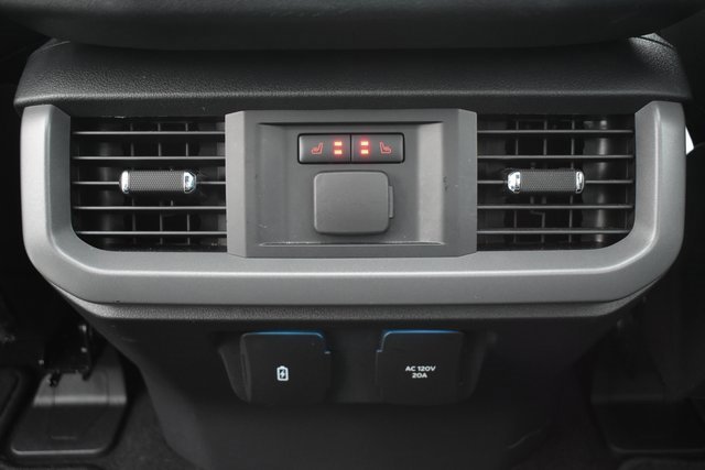 Used 2024 Ford F150 Lightning Lariat image 43