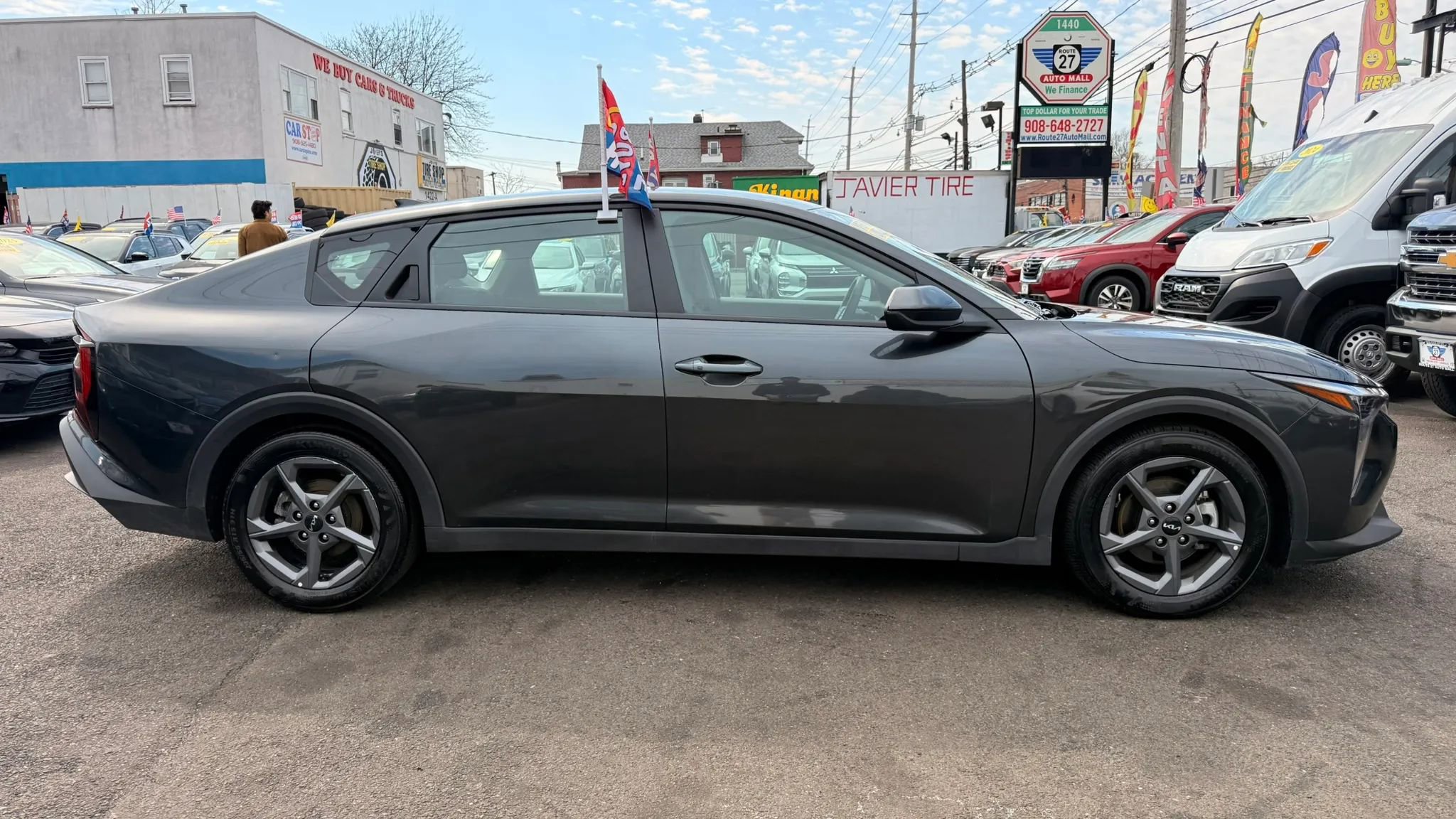 Used 2025 Kia K4 image 11