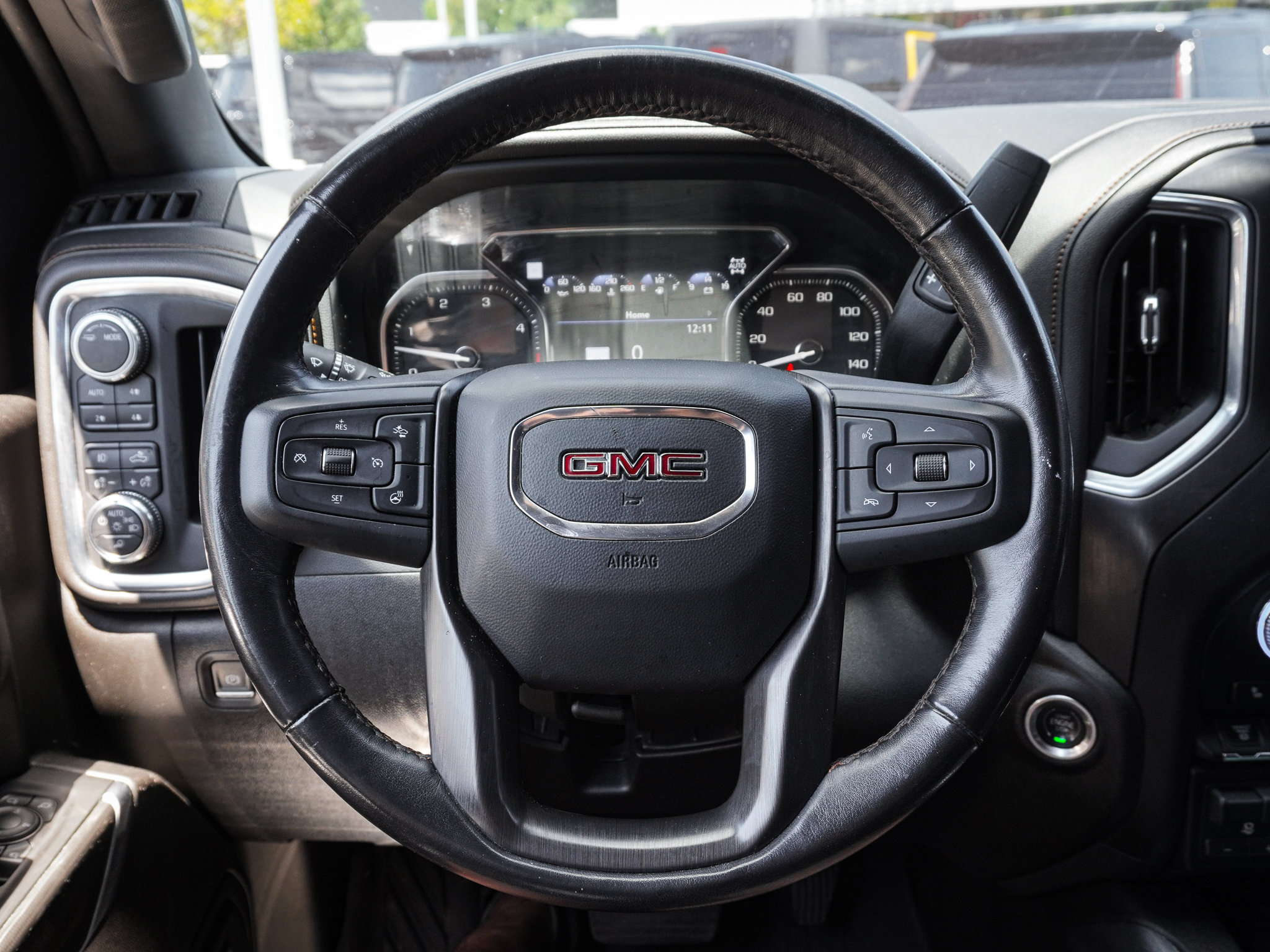 Used 2022 GMC Sierra 2500 AT4 w/ AT4 Premium Plus Package AWD/4WD image 16