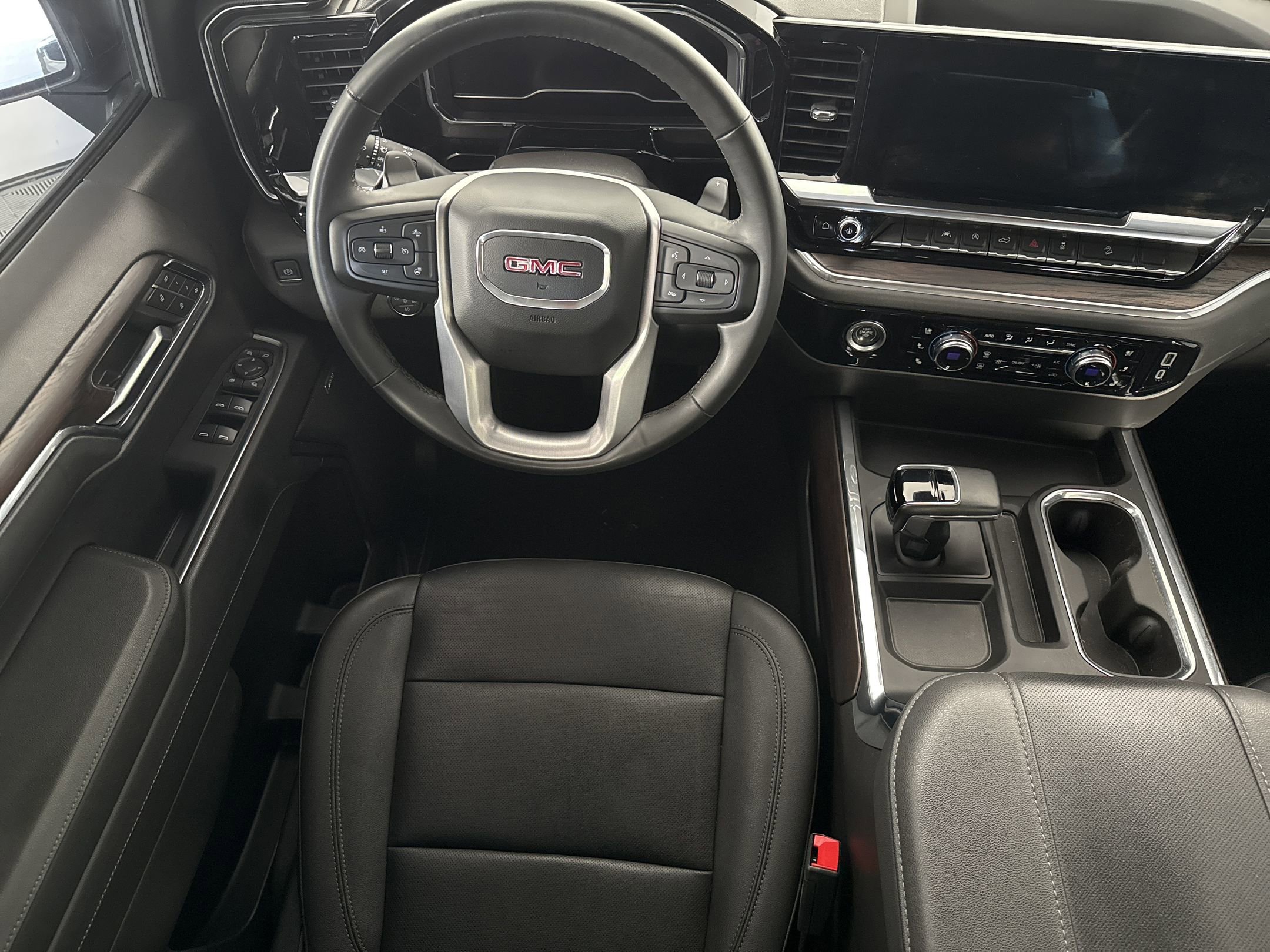 Used 2023 GMC Sierra 1500 SLT w/ SLT Premium Package image 24