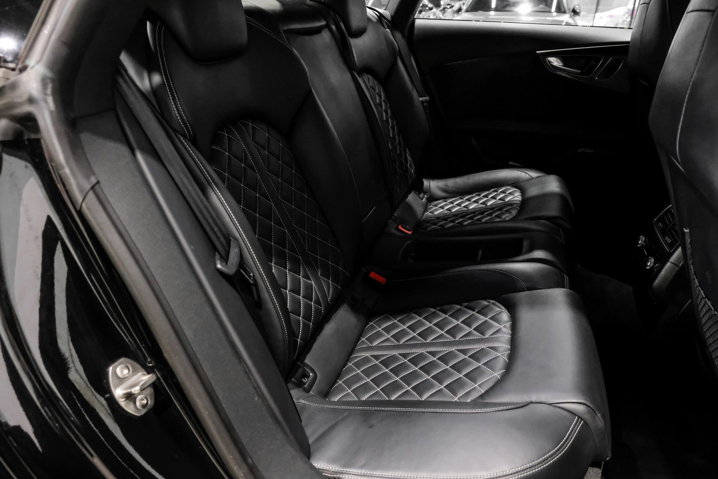 Used 2018 Audi S7 Prestige w/ S Sport Package image 38