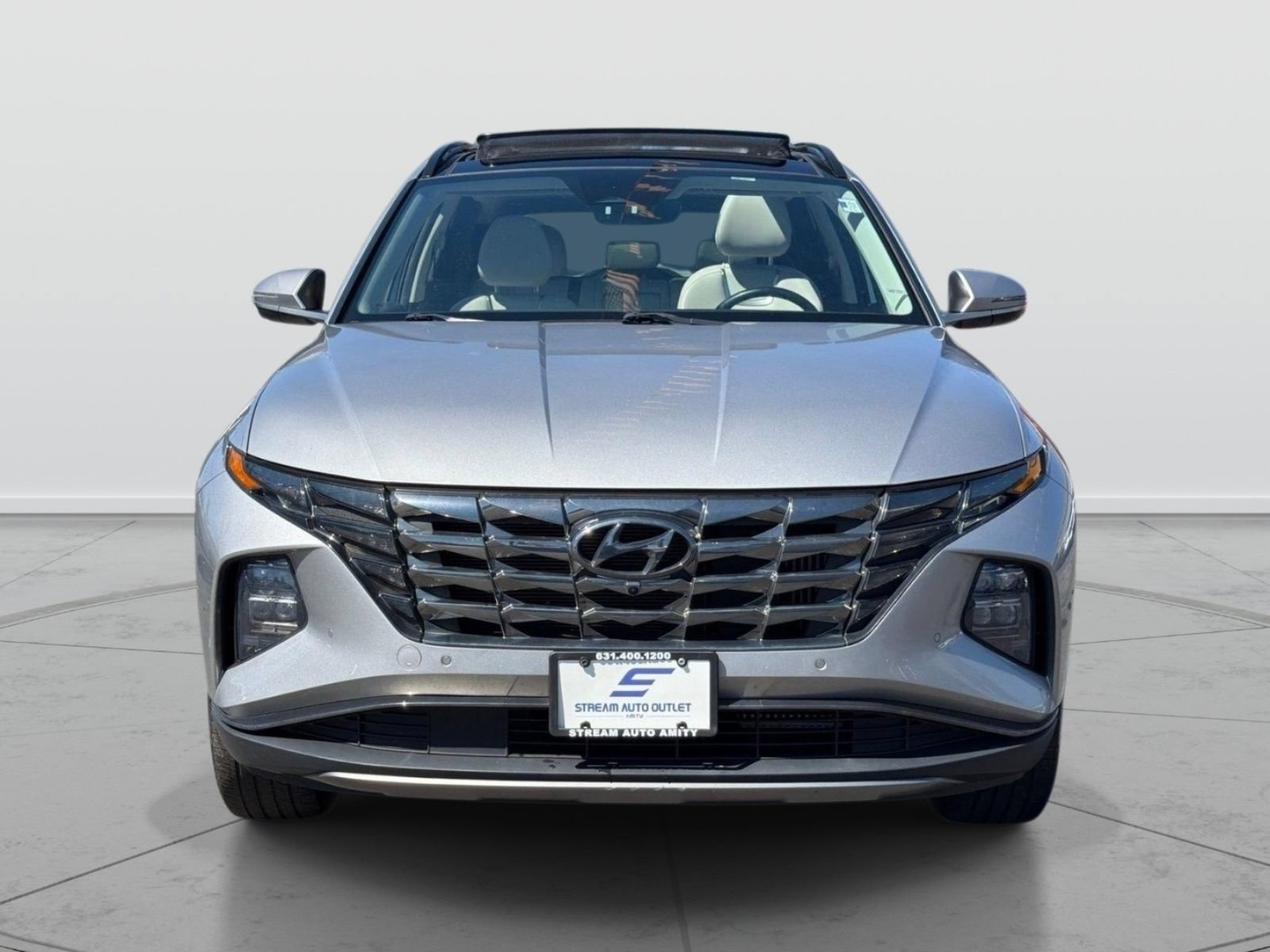 Used 2023 Hyundai Tucson Limited AWD/4WD image 2