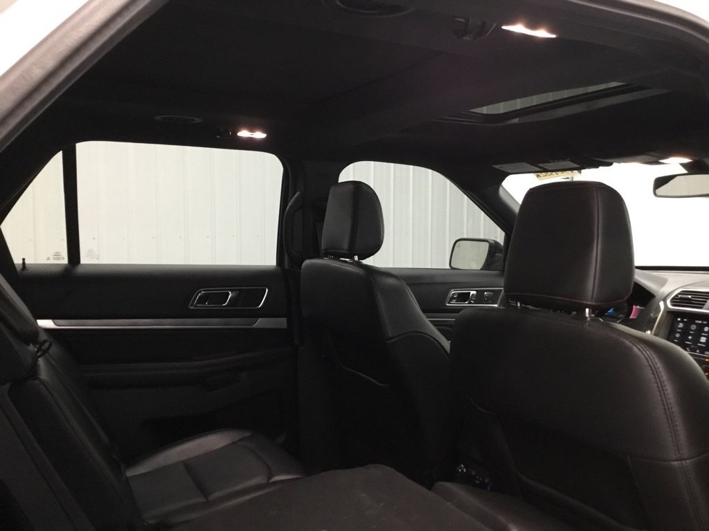 Used 2018 Ford Explorer Sport AWD/4WD image 45