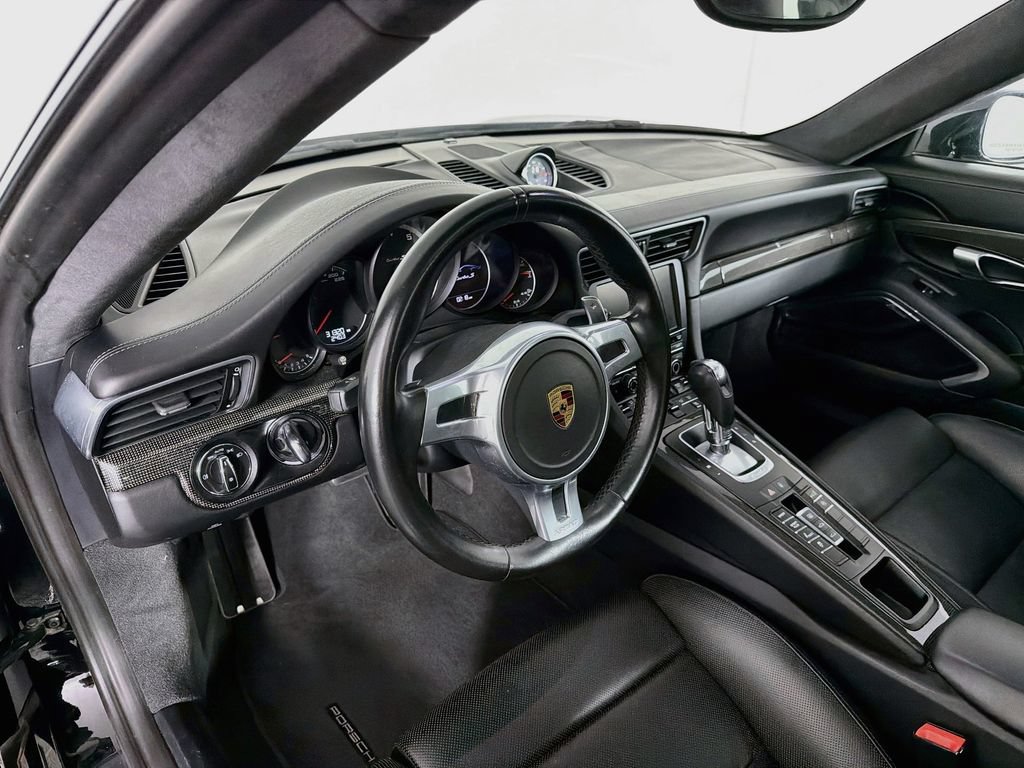 Certified 2016 Porsche 911 Turbo S AWD/4WD image 4