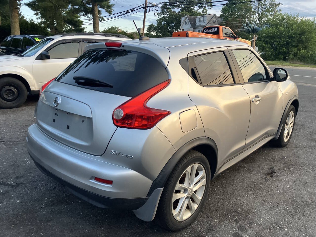 Used 2011 Nissan Juke SV AWD/4WD image 7