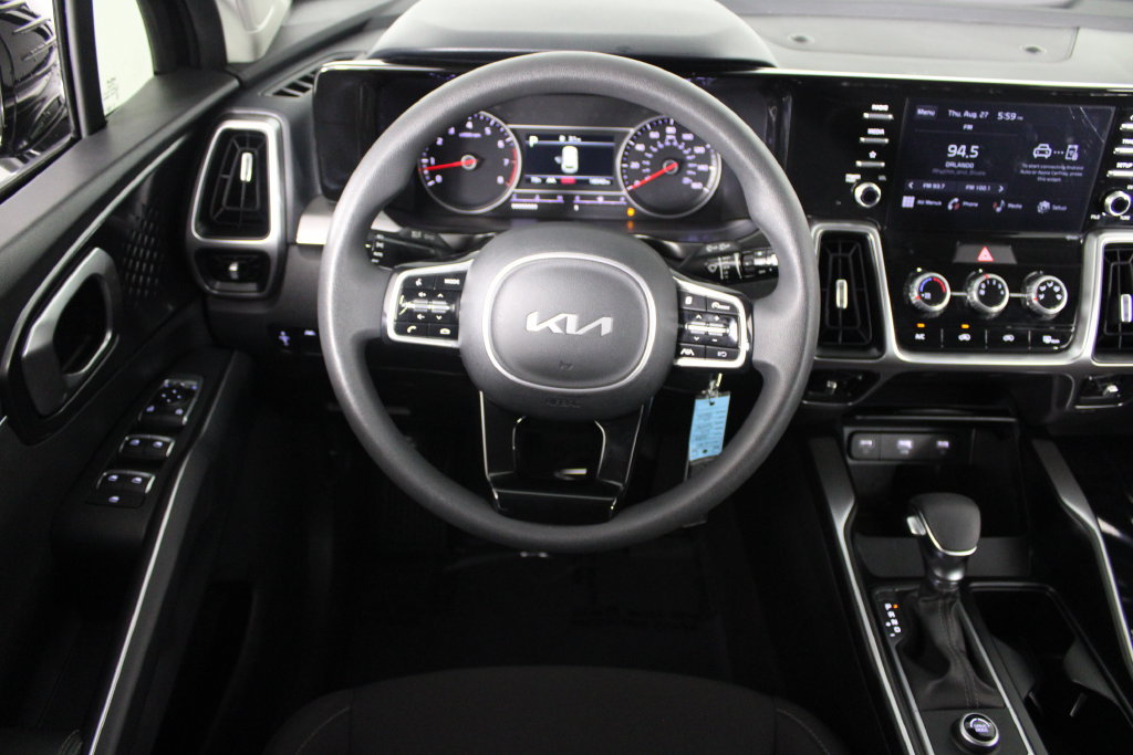 Used 2022 Kia Sorento LX FWD image 19