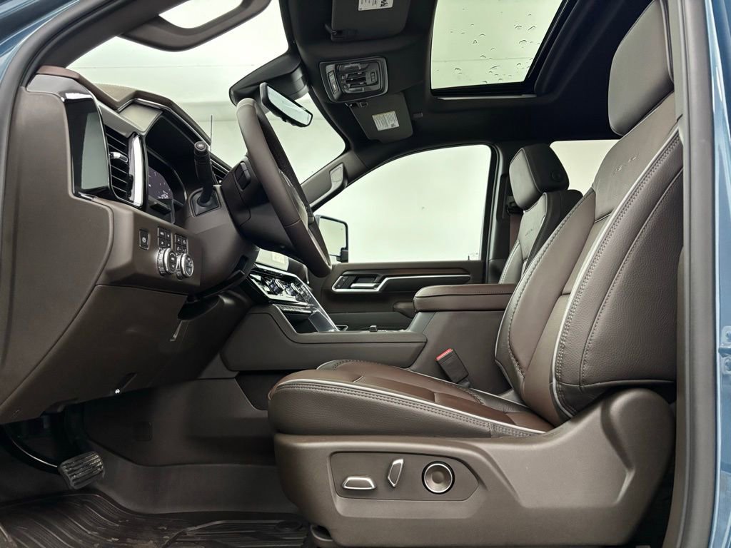 New 2026 GMC Sierra 2500 Denali w/ Denali Reserve Package image 18