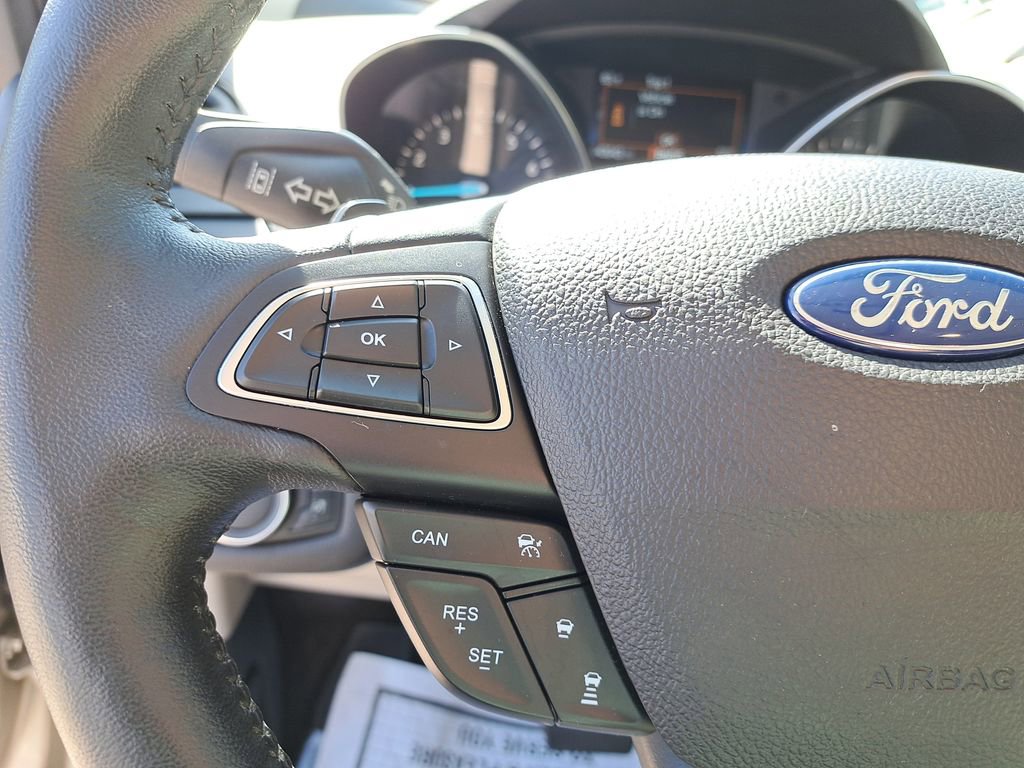Used 2018 Ford Escape Titanium w/ Ford Safe & Smart Package image 20