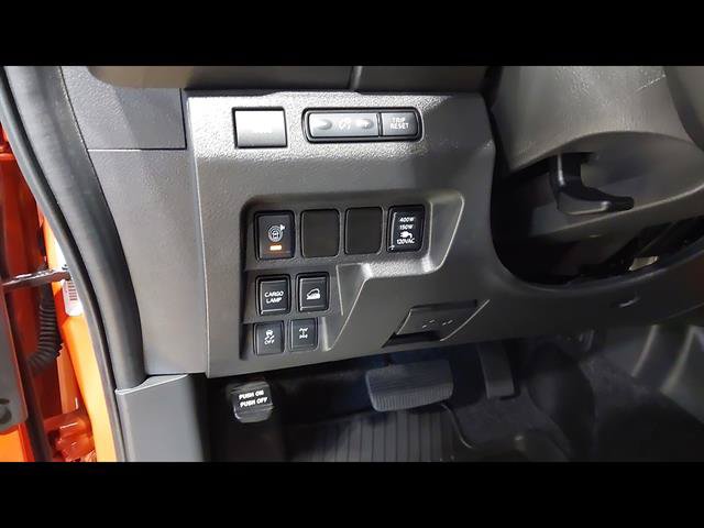 Used 2025 Nissan Frontier PRO-4X w/ Pro Premium Package AWD/4WD image 23