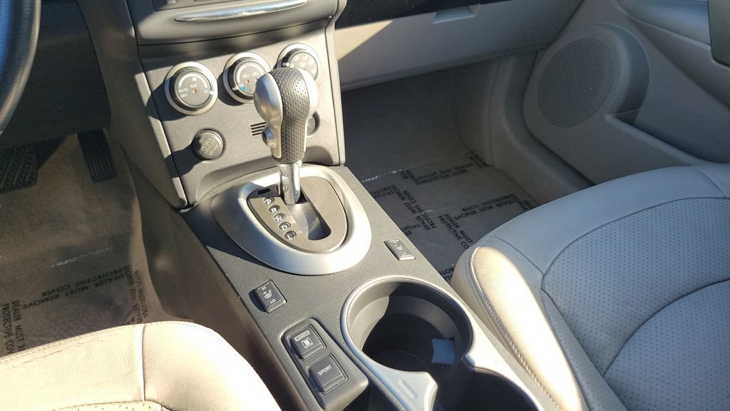 Used 2012 Nissan Rogue SL FWD image 17