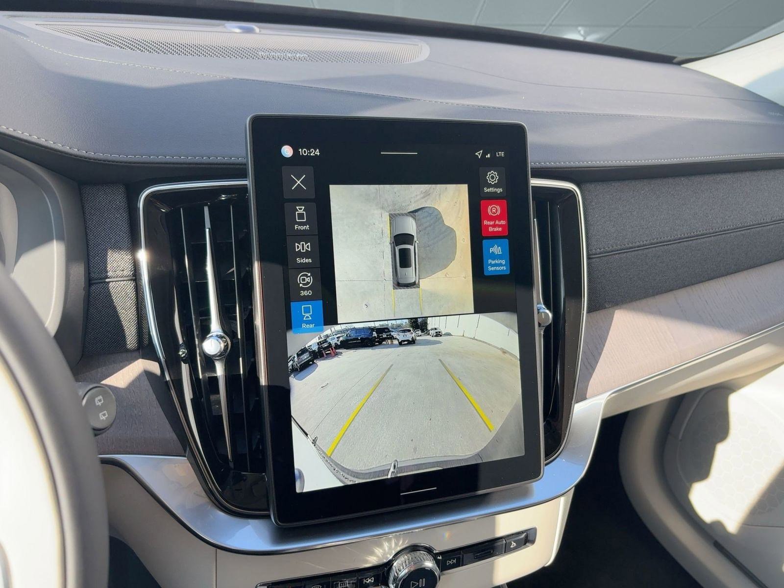 New 2026 Volvo XC90 B6 Ultra image 25