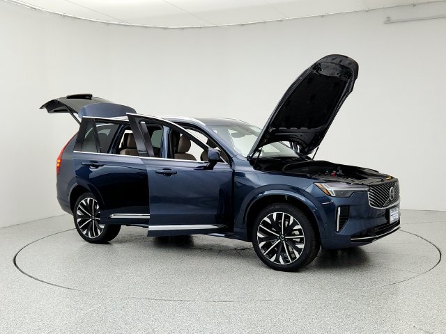 New 2026 Volvo XC90 B6 Plus w/ Protection Package Premier AWD/4WD image 10