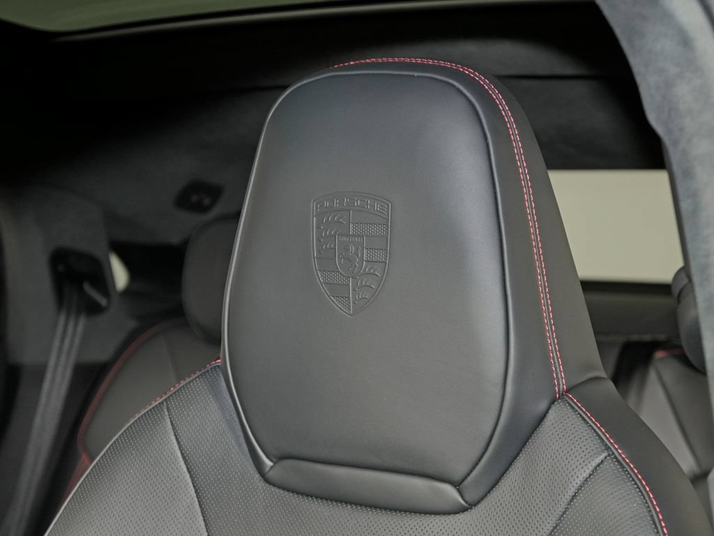 New 2026 Porsche Cayenne GTS AWD/4WD image 20