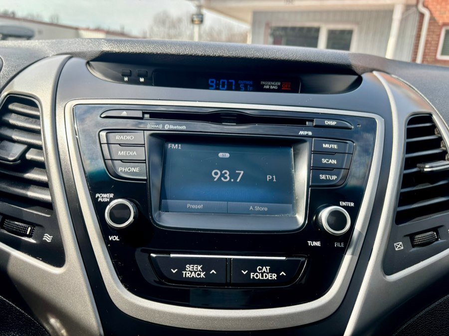 Used 2016 Hyundai Elantra Value Edition image 22