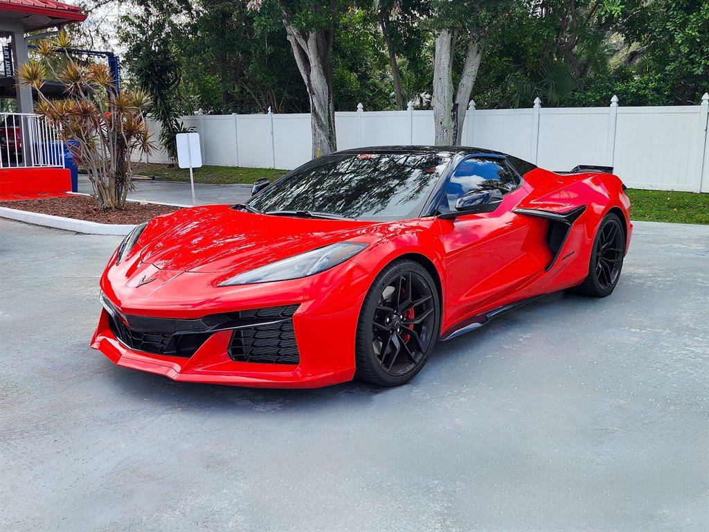 Used 2025 Chevrolet Corvette Z06 w/ Stealth Interior Trim Package image 13