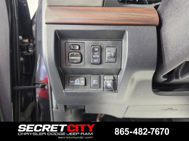 Used 2021 Toyota Tundra Limited w/ Limited Premium Package AWD/4WD image 14