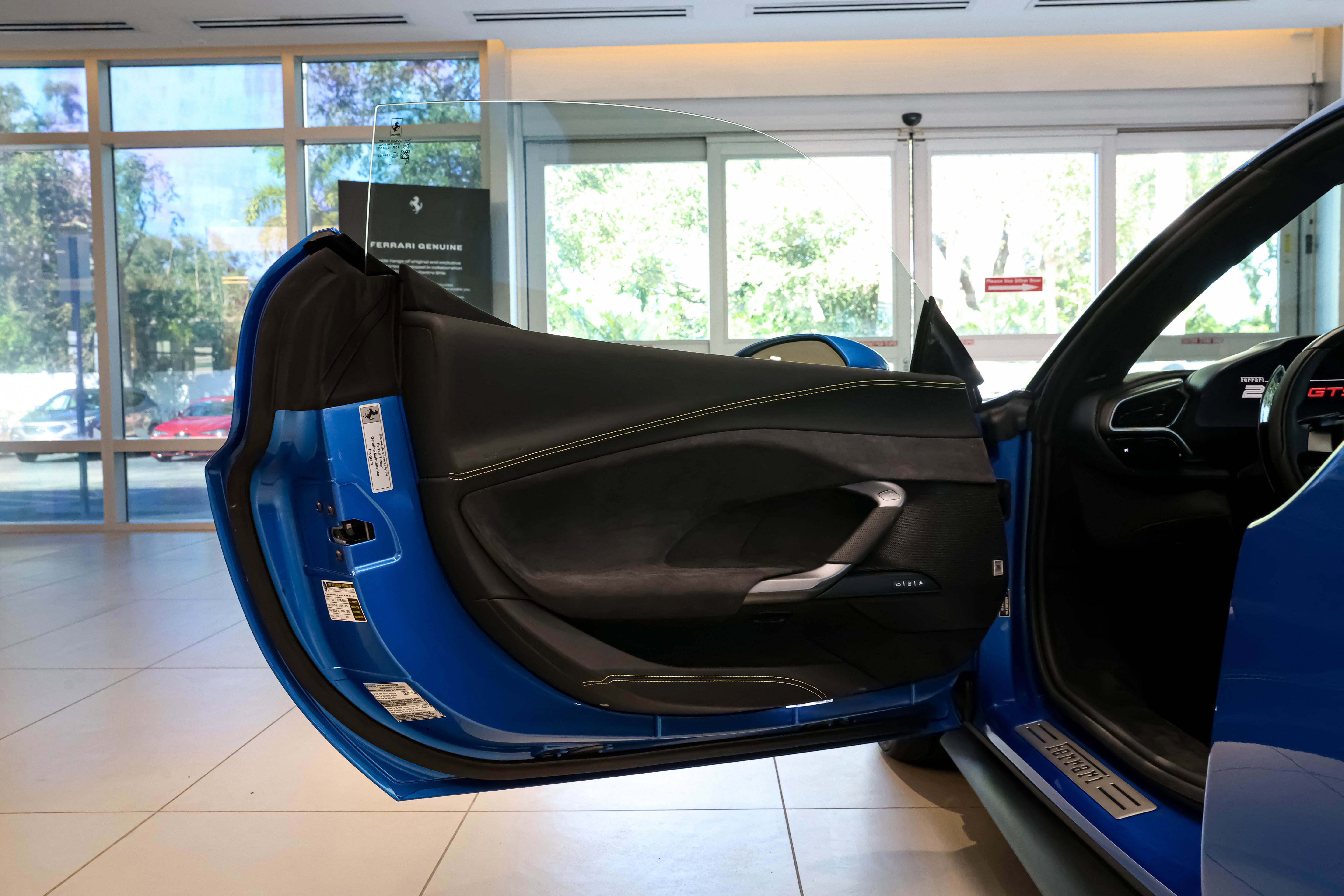 Used 2024 Ferrari 296 GTS image 31