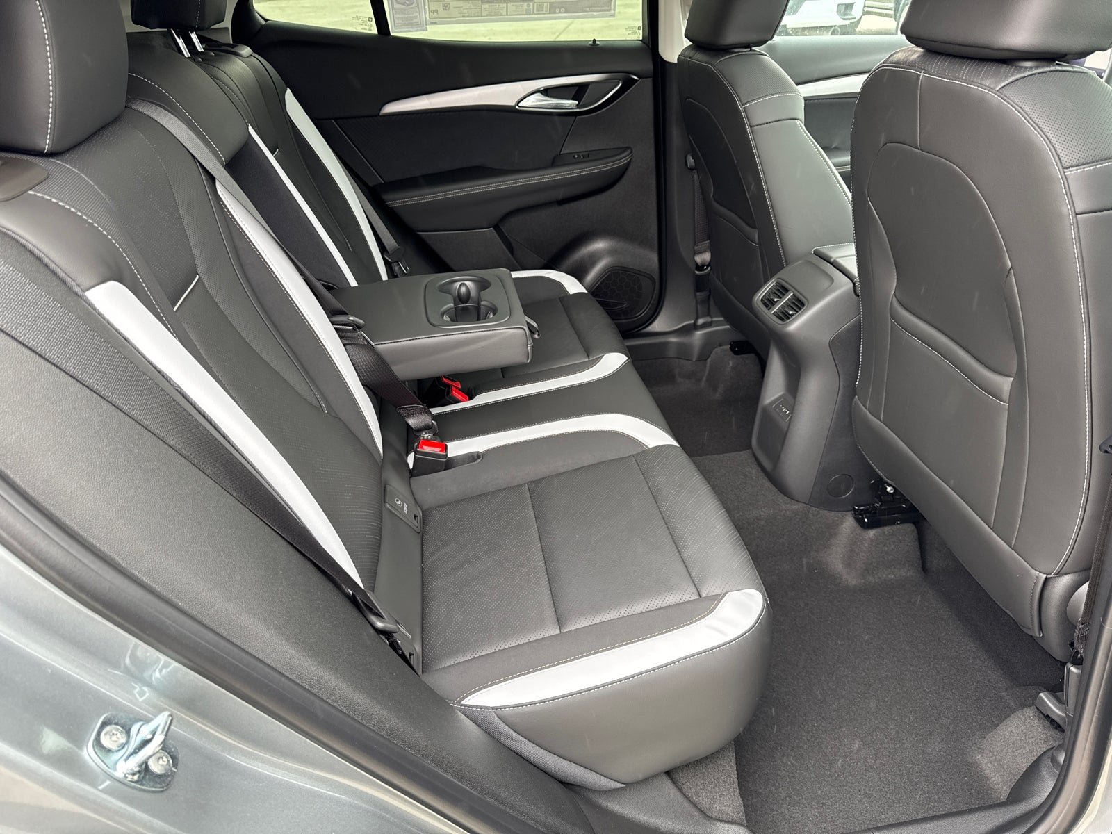 New 2026 Buick Envision Sport Touring AWD/4WD image 18