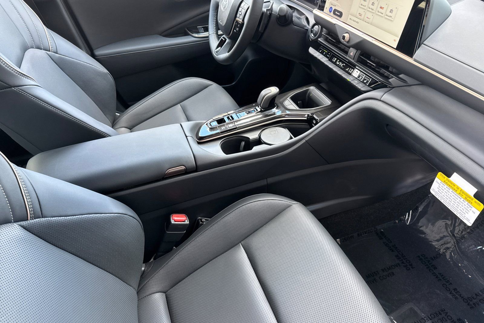 Certified 2025 Toyota Crown Signia image 22