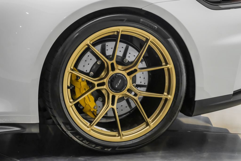 Used 2026 Porsche 911 GT3 w/ Weissach Package RWD image 48