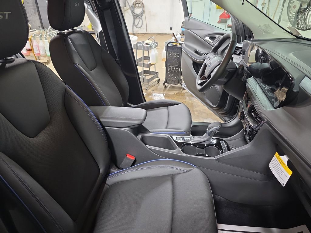 New 2026 Buick Encore GX Sport Touring w/ Advanced Technology Package image 10