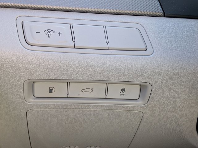 Used 2016 Hyundai Sonata SE image 12