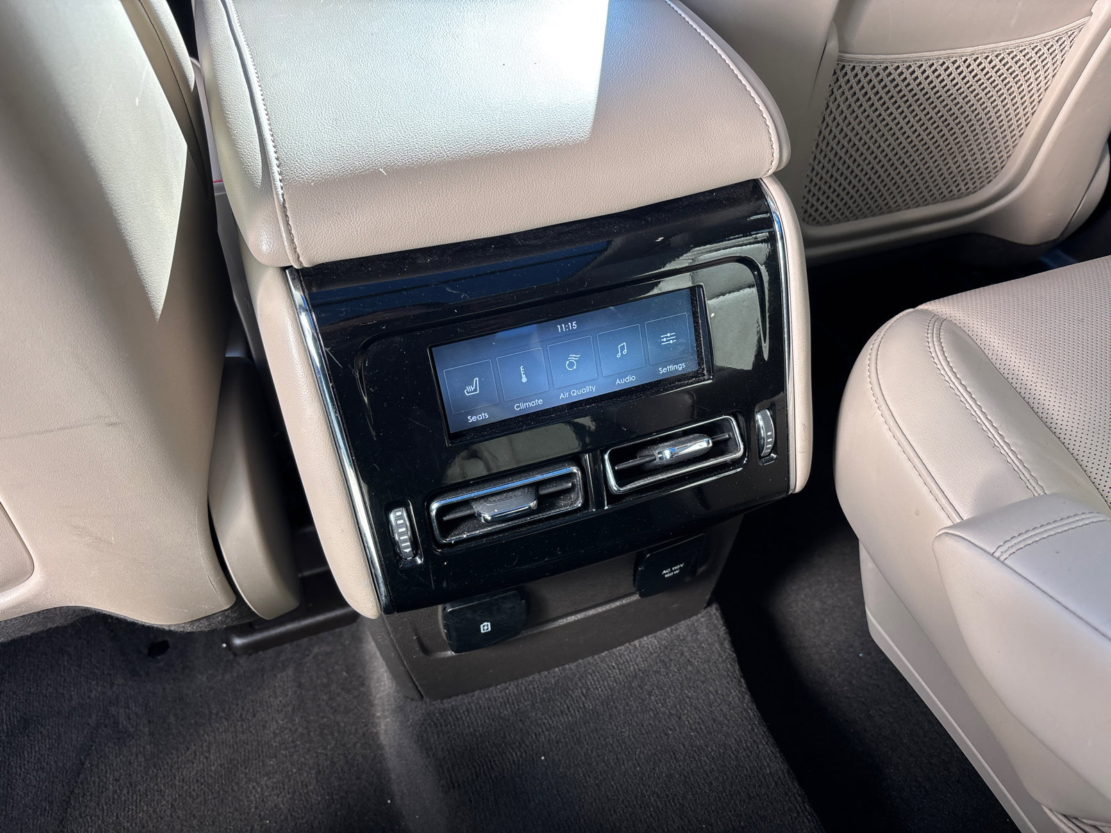 Certified 2022 Lincoln Aviator Reserve w/ Equipment Group 201A image 34