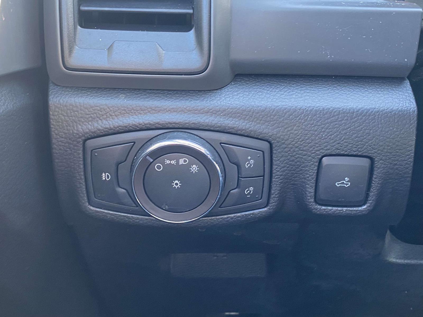 Used 2019 Ford Ranger XL w/ Equipment Group 101A Mid image 19