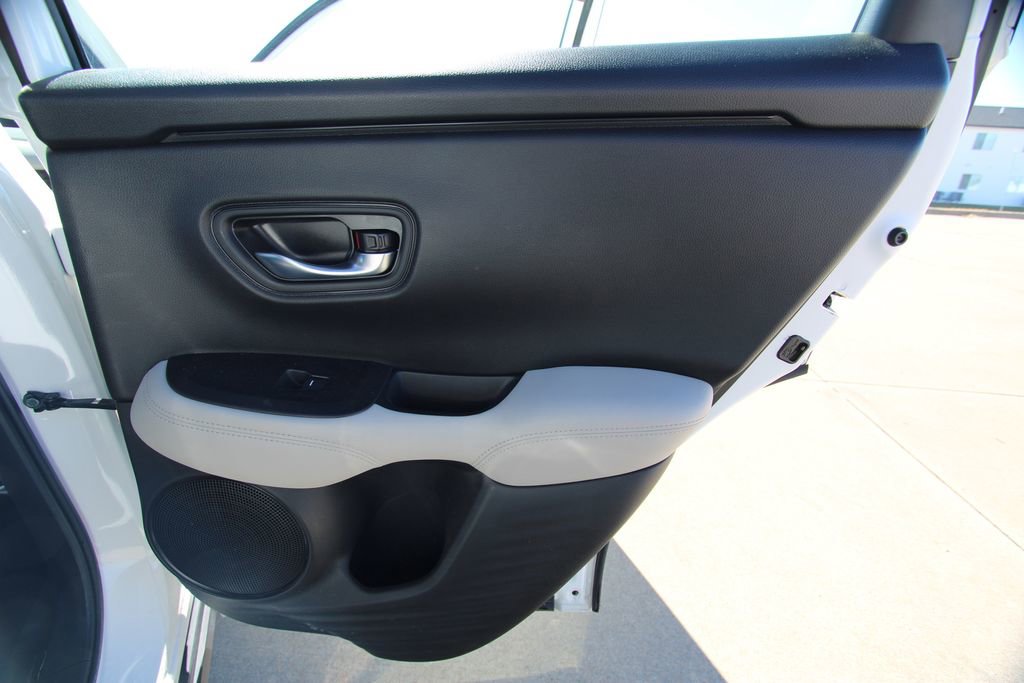 Used 2024 Honda HR-V LX image 33