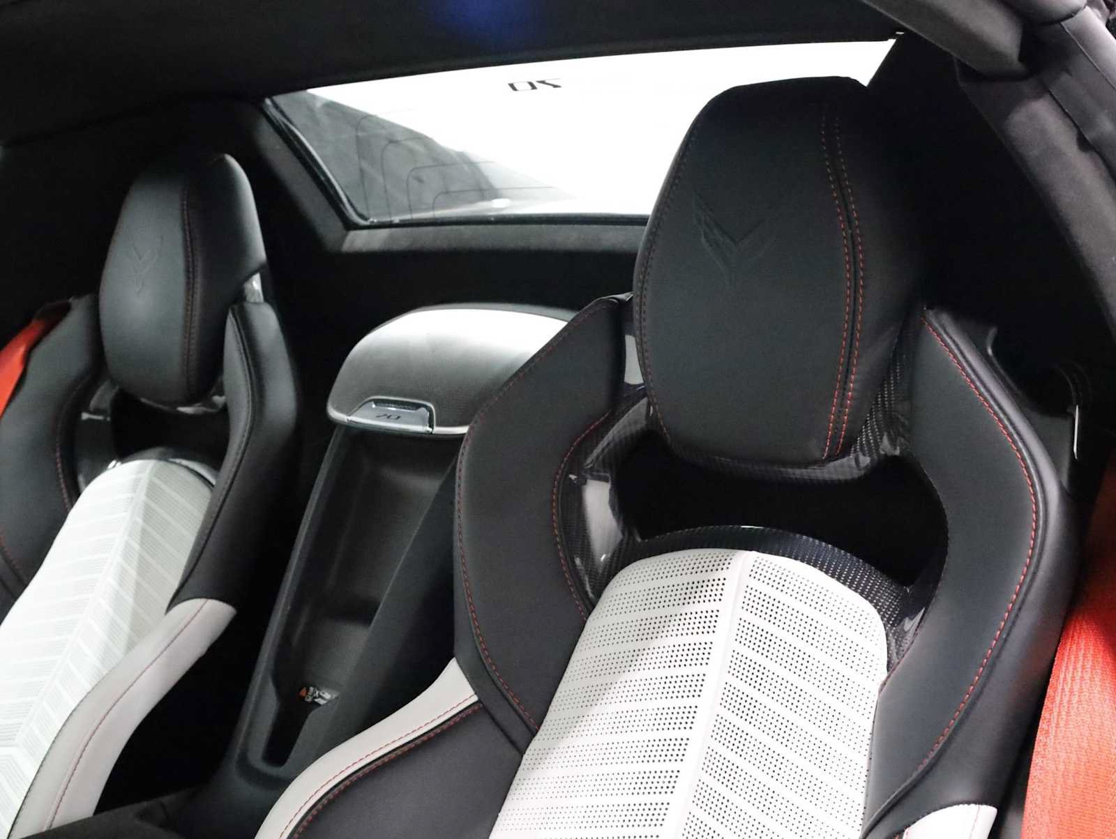 Used 2023 Chevrolet Corvette Stingray Premium Conv w/ Z51 Performance Package RWD image 18