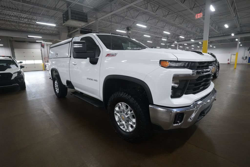 Used 2024 Chevrolet Silverado 2500 LT w/ Convenience Package AWD/4WD image 13