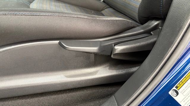 Used 2022 Nissan Leaf S image 12