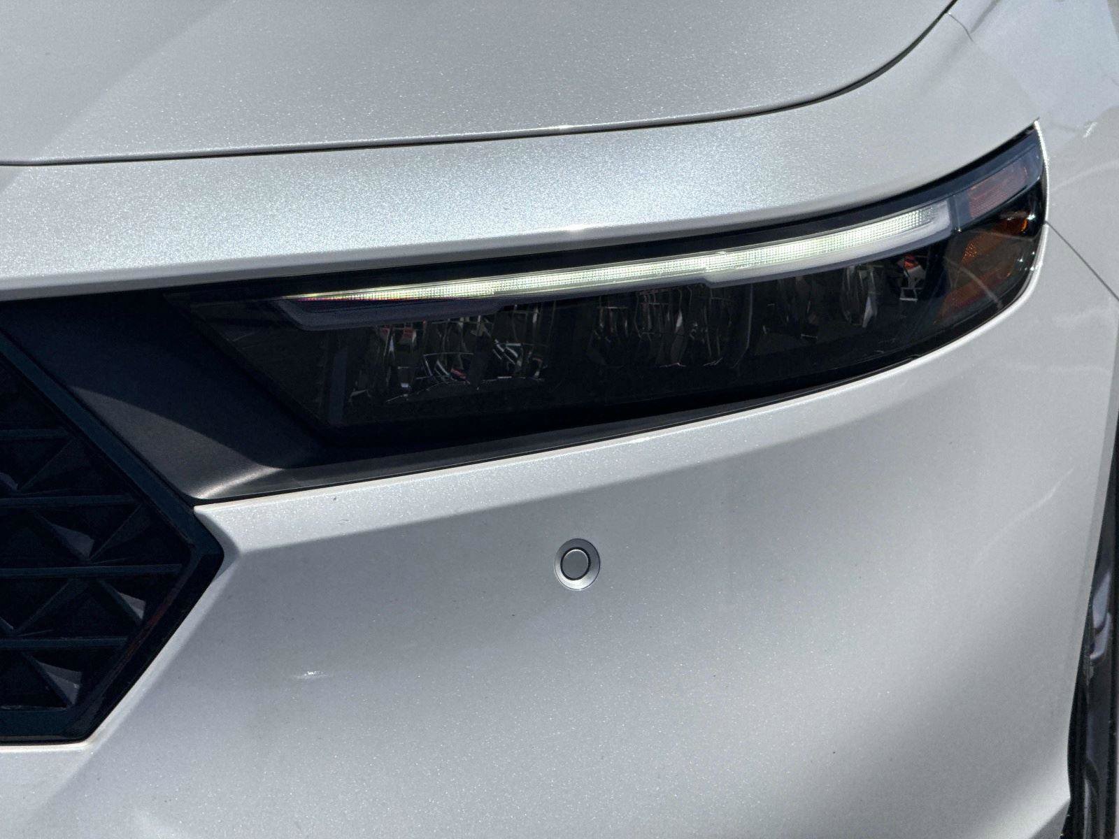 Used 2025 Honda Accord EX-L image 10