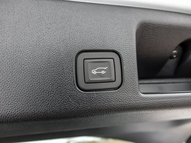 New 2026 Chevrolet Equinox EV LT w/ Convenience Package II FWD image 9