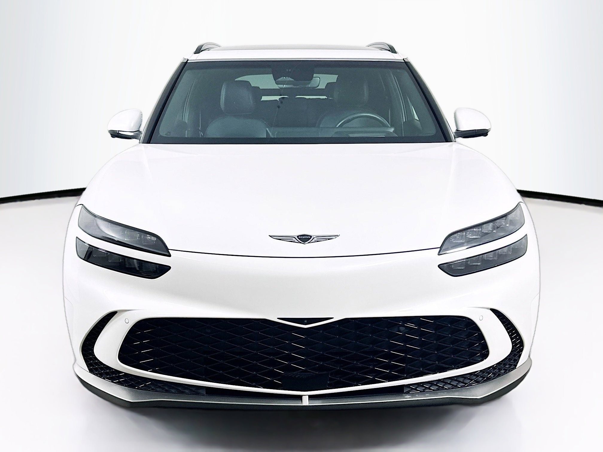 Used 2023 Genesis GV60 Advanced AWD/4WD image 2
