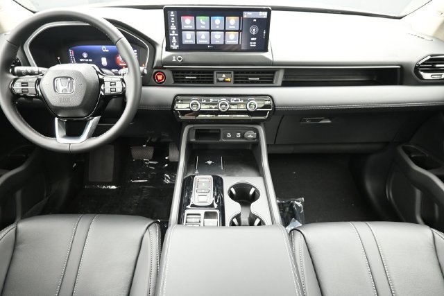 New 2026 Honda Pilot Touring image 23