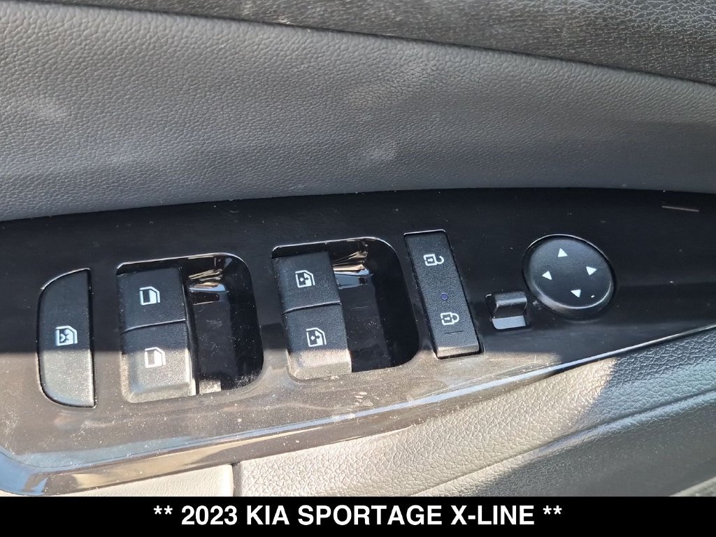 Used 2023 Kia Sportage X-Line AWD/4WD image 27