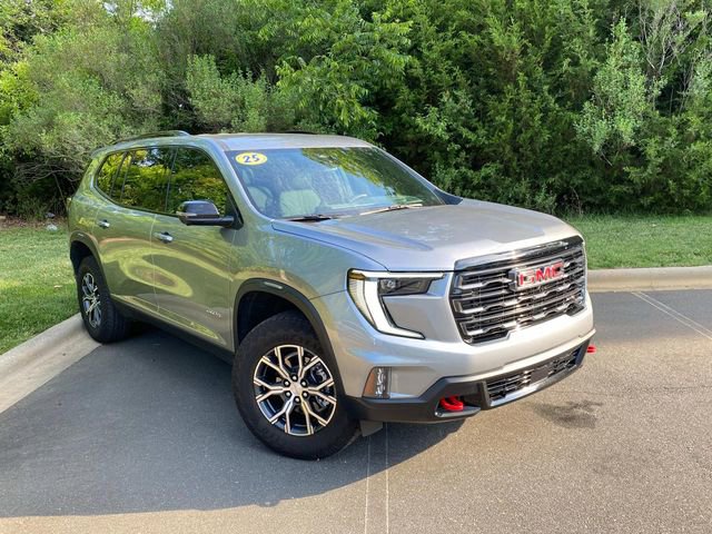Used 2025 GMC Acadia AT4 AWD/4WD image 1