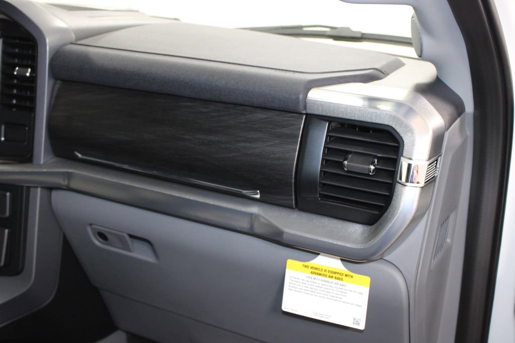 New 2025 Ford F150 Lariat w/ Equipment Group 501A Mid image 29