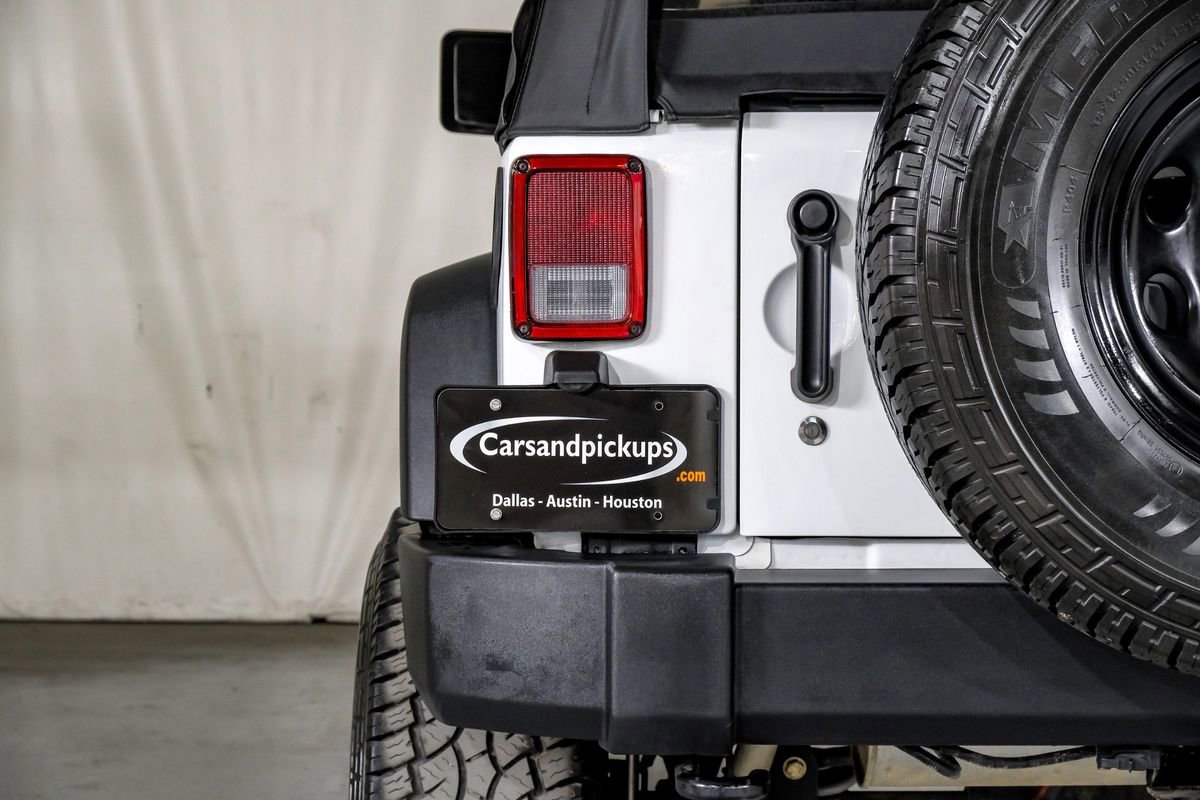 Used 2018 Jeep Wrangler Sport image 35