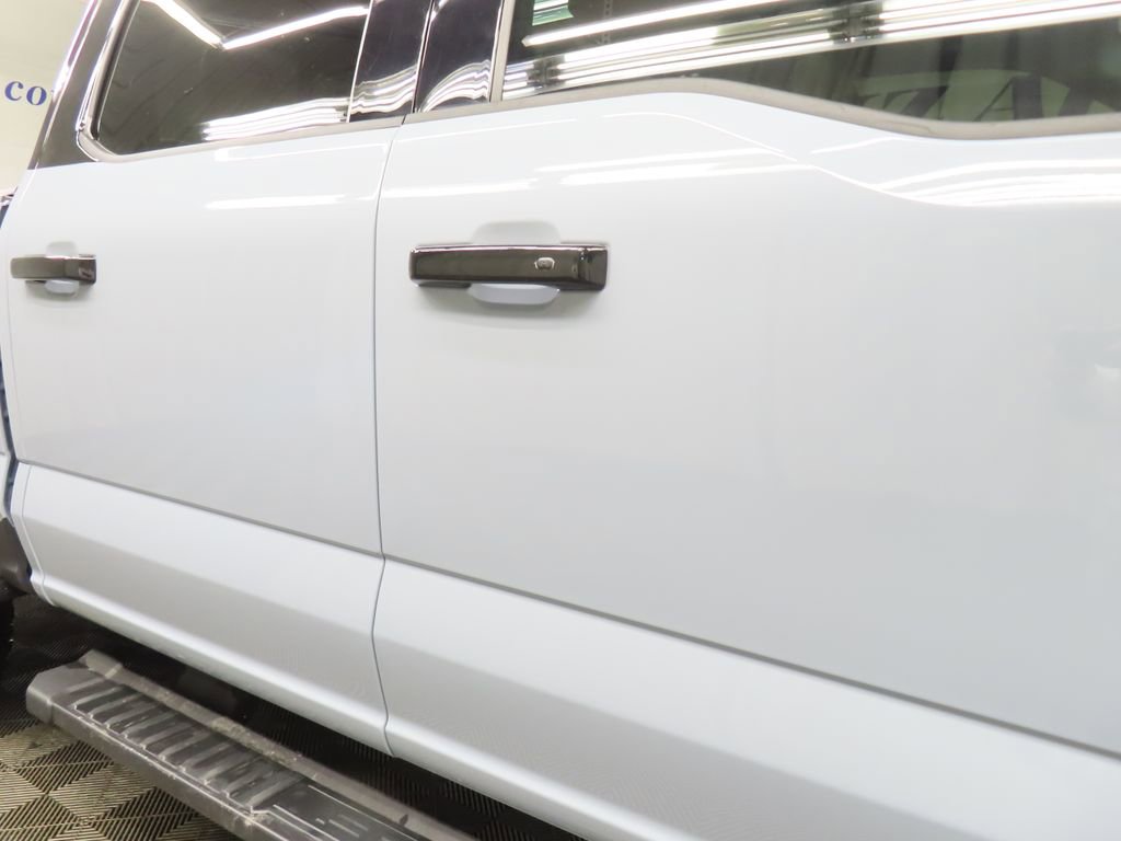 Used 2025 Ford F350 Lariat w/ Lariat Ultimate Package image 37