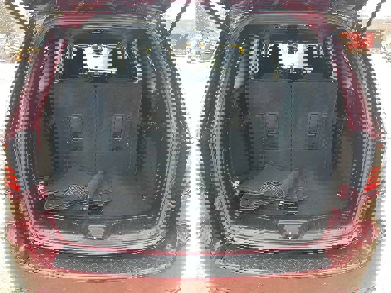 Used 2023 Dodge Durango GT image 40