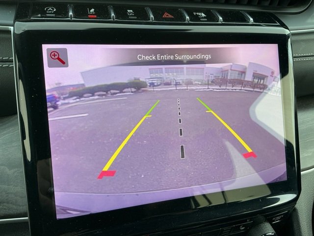 Used 2022 Jeep Grand Cherokee L Limited image 17