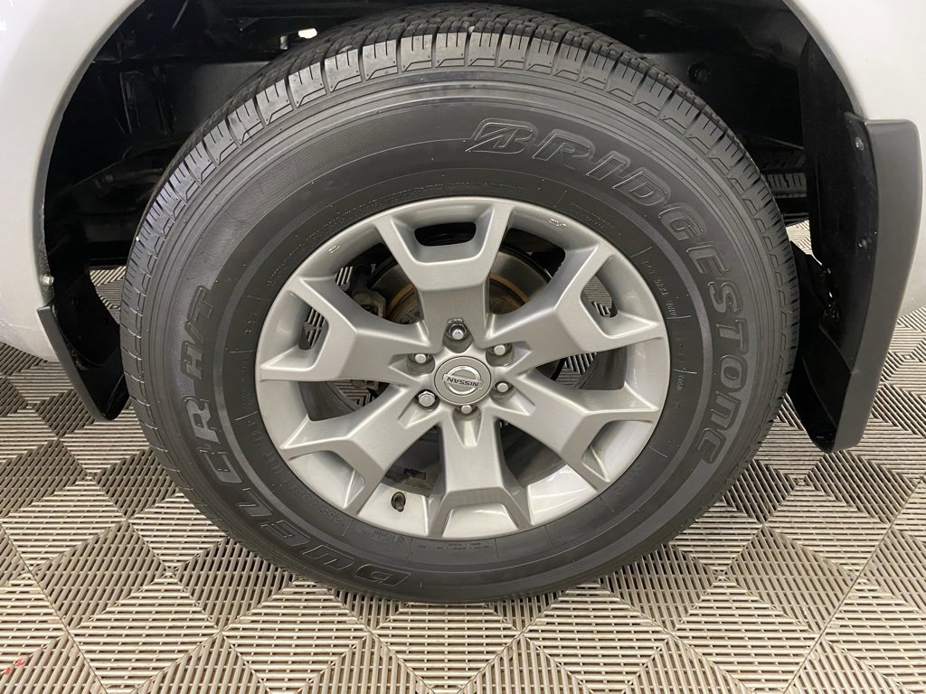 Used 2020 Nissan Frontier SV image 10