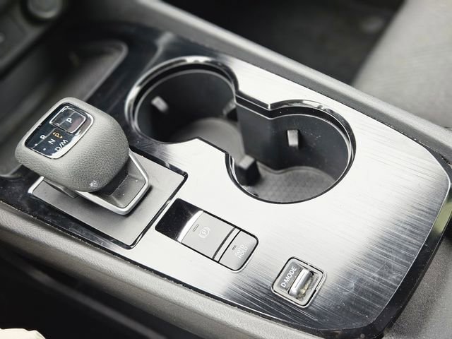 Certified 2024 Nissan Rogue SV FWD image 26