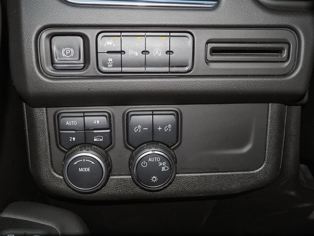Certified 2023 Chevrolet Suburban LT image 29