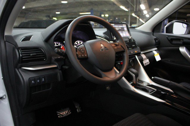 New 2026 Mitsubishi Eclipse Cross ES image 5