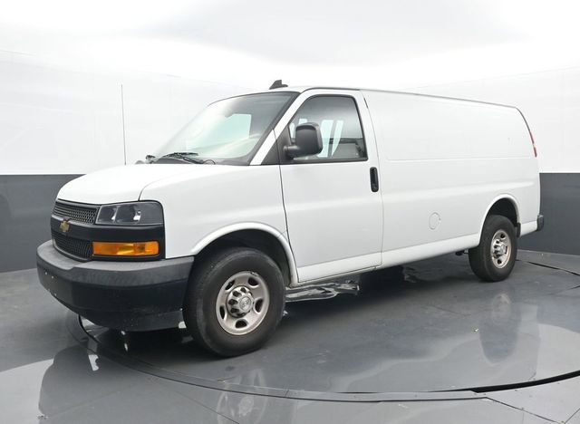 Used 2020 Chevrolet Express 2500 w/ Driver Convenience Package image 8