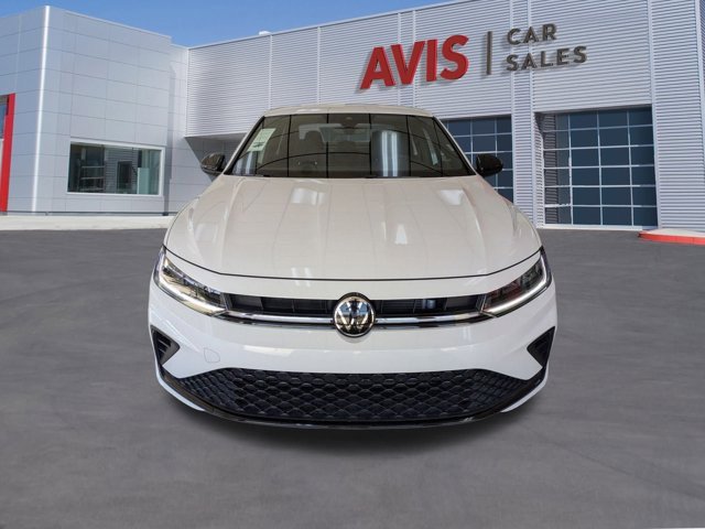 Used 2025 Volkswagen Jetta Sport image 2