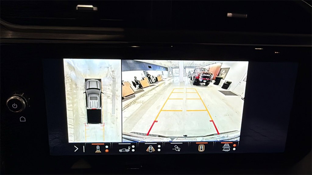 Used 2024 GMC Sierra 1500 AT4X image 39